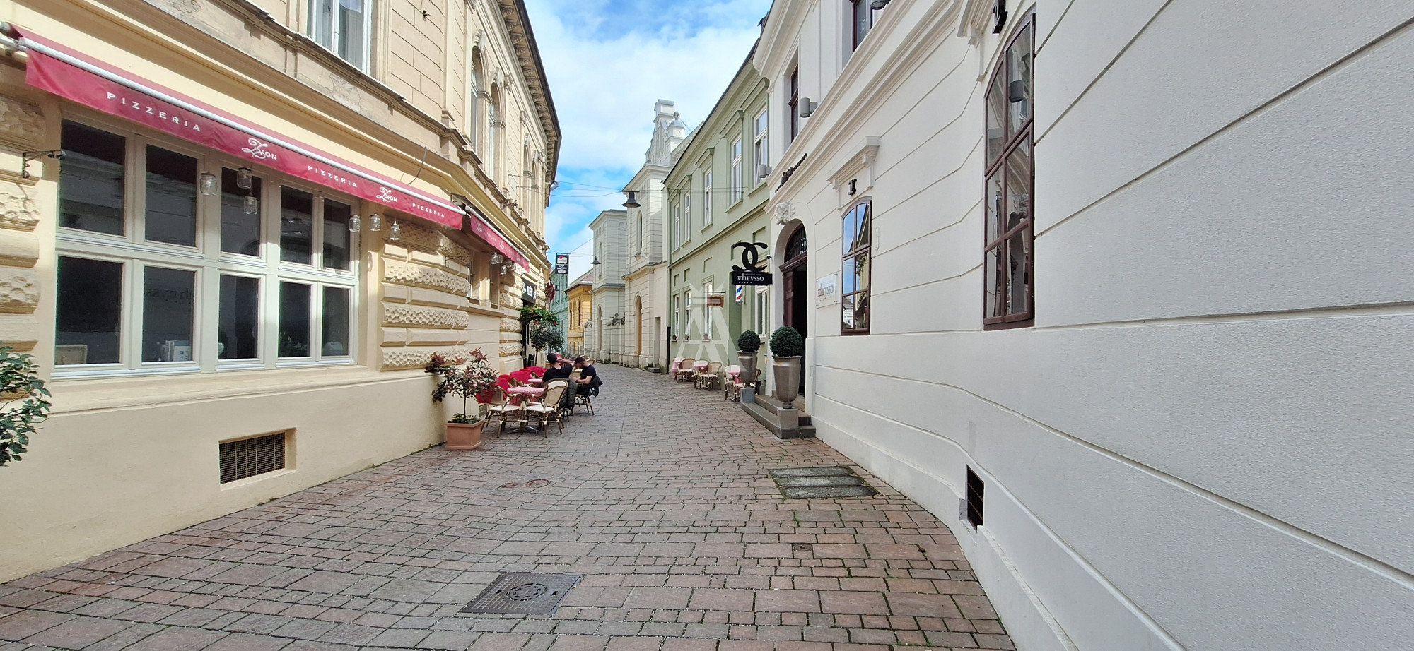 Novo zrekonštruovaný, štýlový byt v historickom centre Košíc