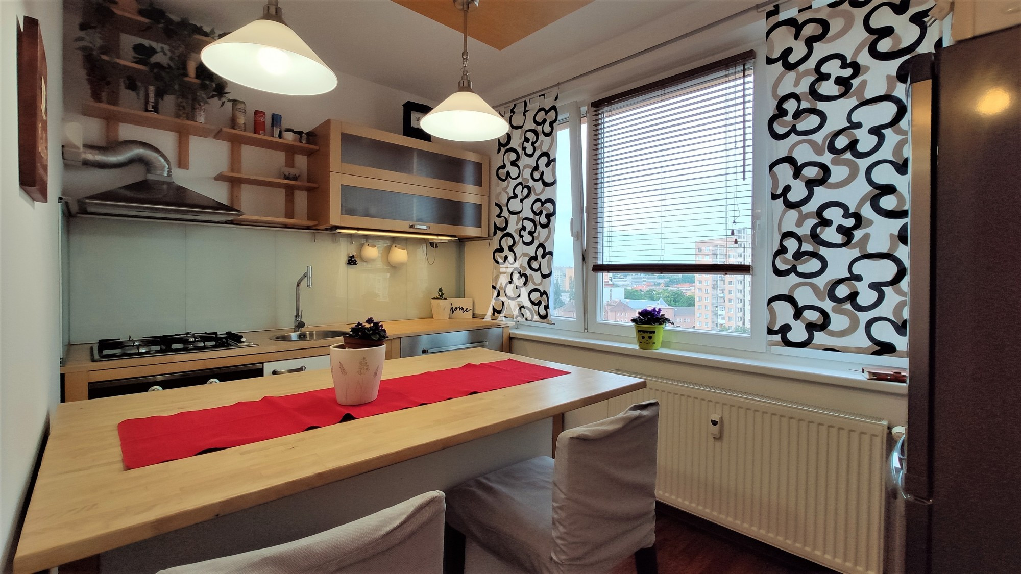 1 IZBOVÝ BYT, PARTIZÁNSKA ULICA, KOŠICE JUH