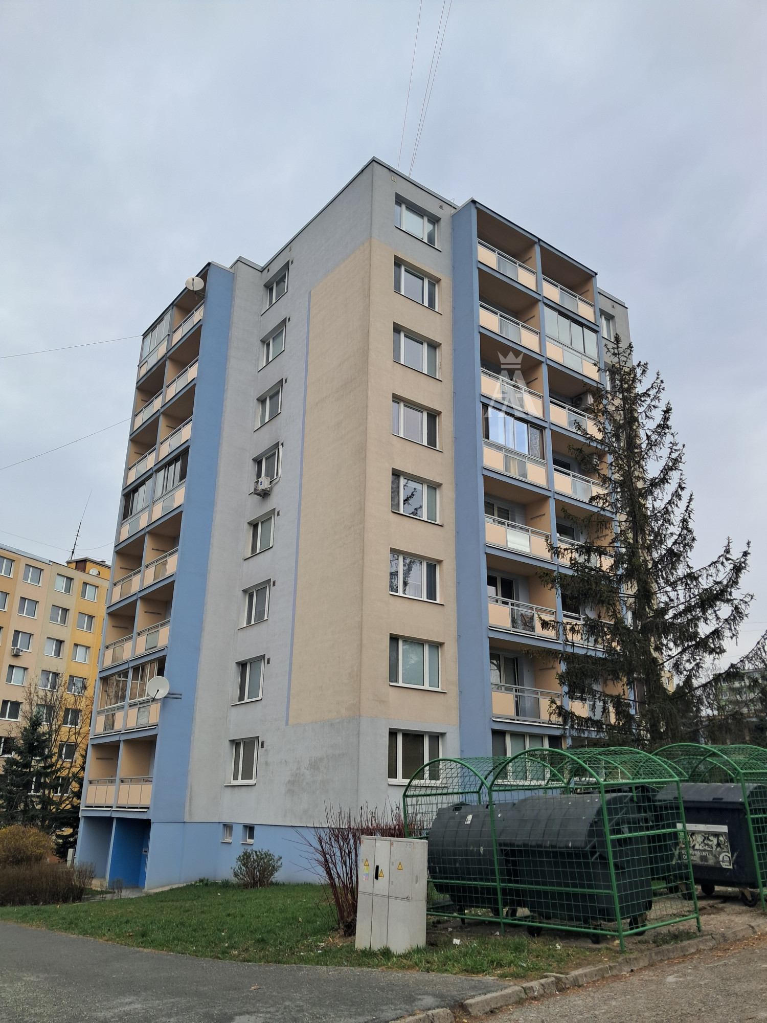 2 IZBOVÝ BYT, FÁBRYHO ULICA, KOŠICE SÍDLISKO DARGOVSKÝCH HRDINOV - FURČA