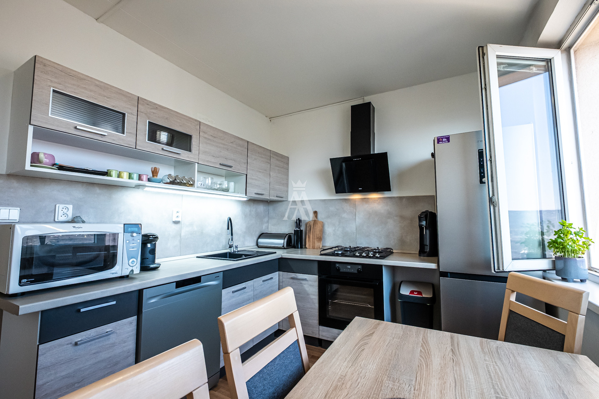 REZERVOVANÝ - 2 IZBOVÝ BYT, UL. UŽHORODSKÁ, KOŠICE JUH ŽELEZNÍKY