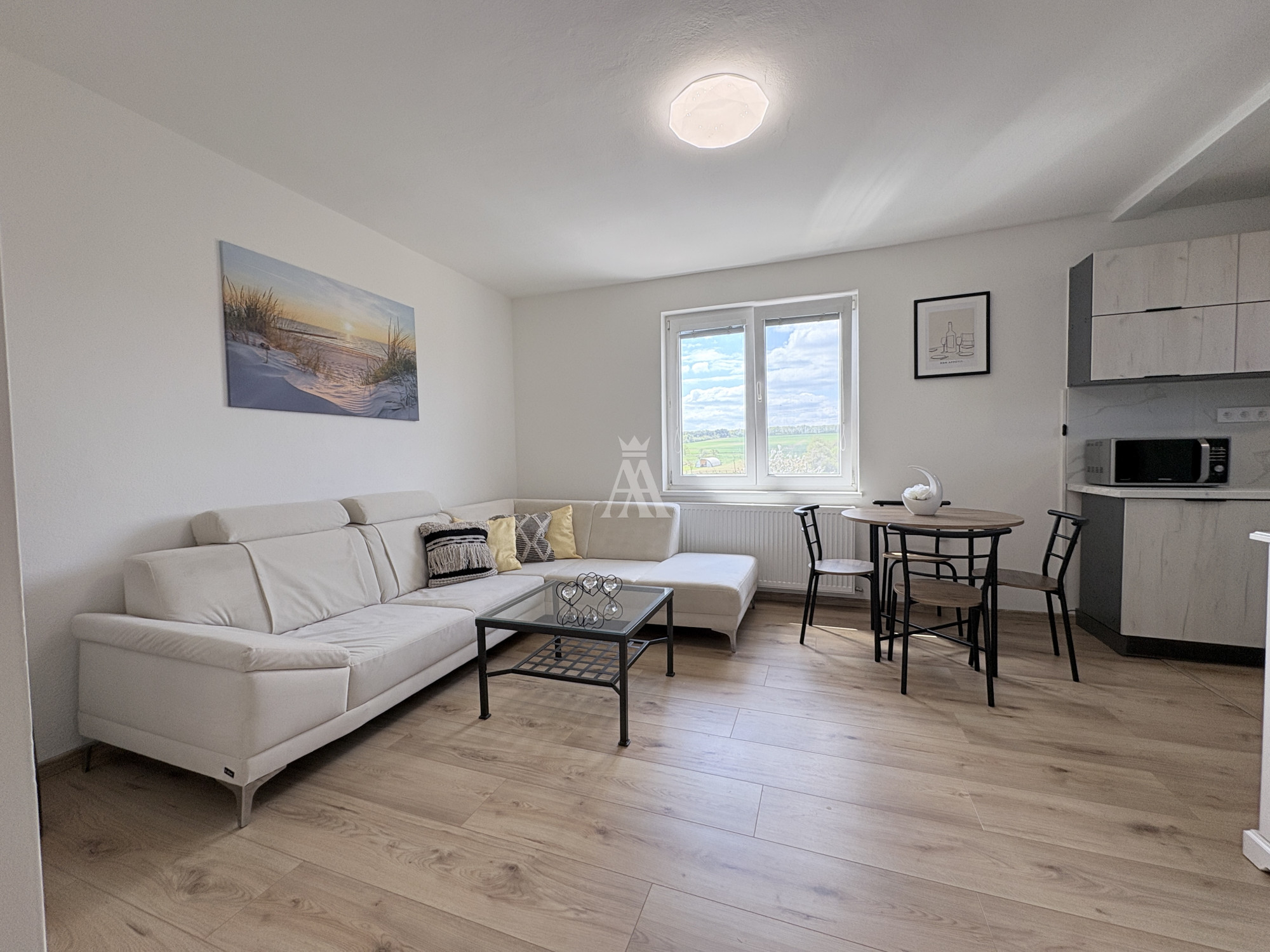 3 IZBOVÝ BYT S TERASOU, MALÁ IDA, KOŠICE OKOLIE