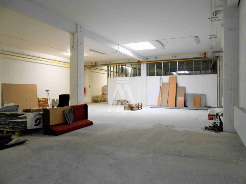 Kancelárske priestory 2 x 400 m2